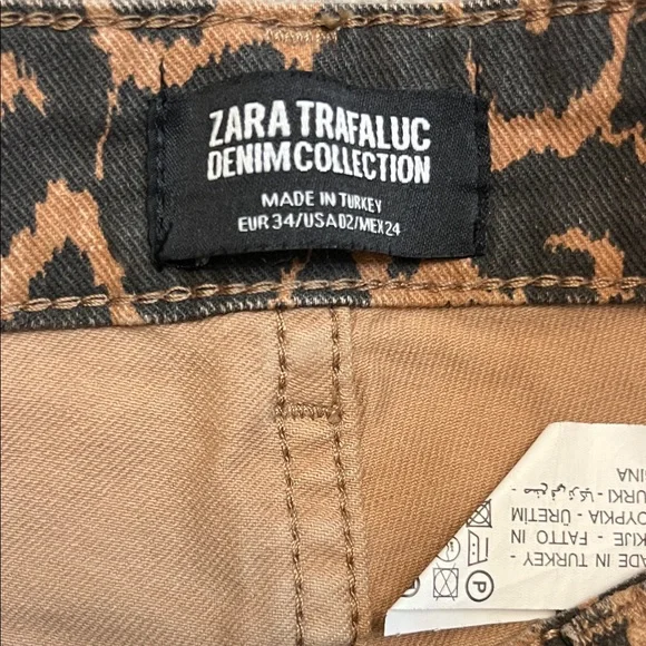 Zara Animal Print Denim Pants - Picture 2 of 3